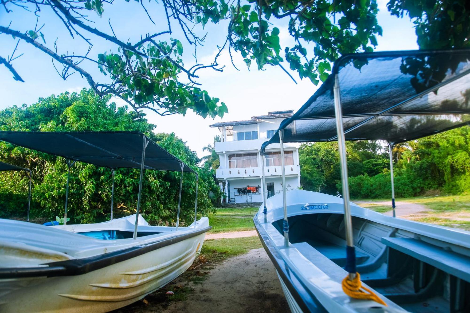 Hotel Mirissa Turtle Point Guest Exterior foto