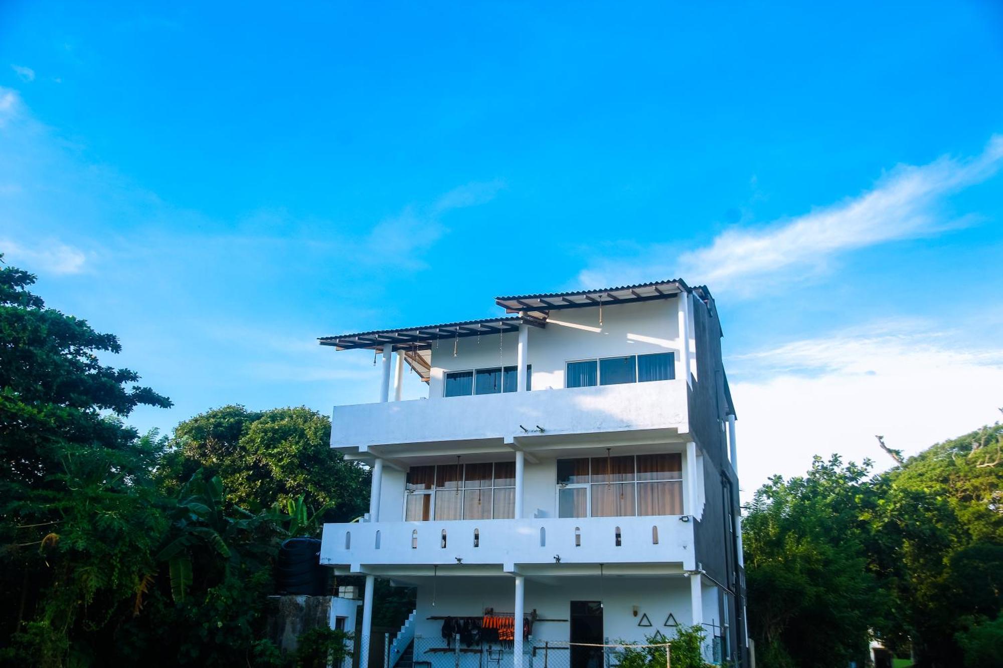 Hotel Mirissa Turtle Point Guest Exterior foto